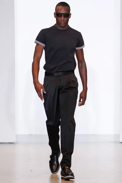 Look 34